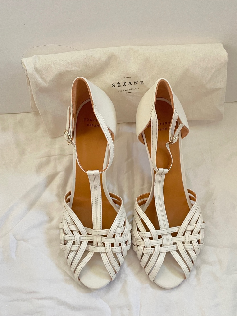 SEZANE NWOT White Woven Leather T-Strap Sandals